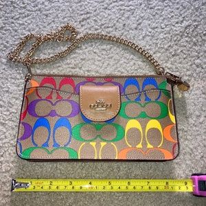 Coach shoulder bag in signature rainbow canvas